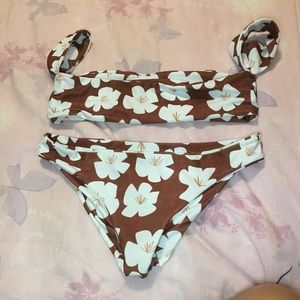 Off the shoulder 2 piece bikini